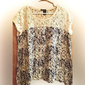 DKNY blouse with beige lace yoke